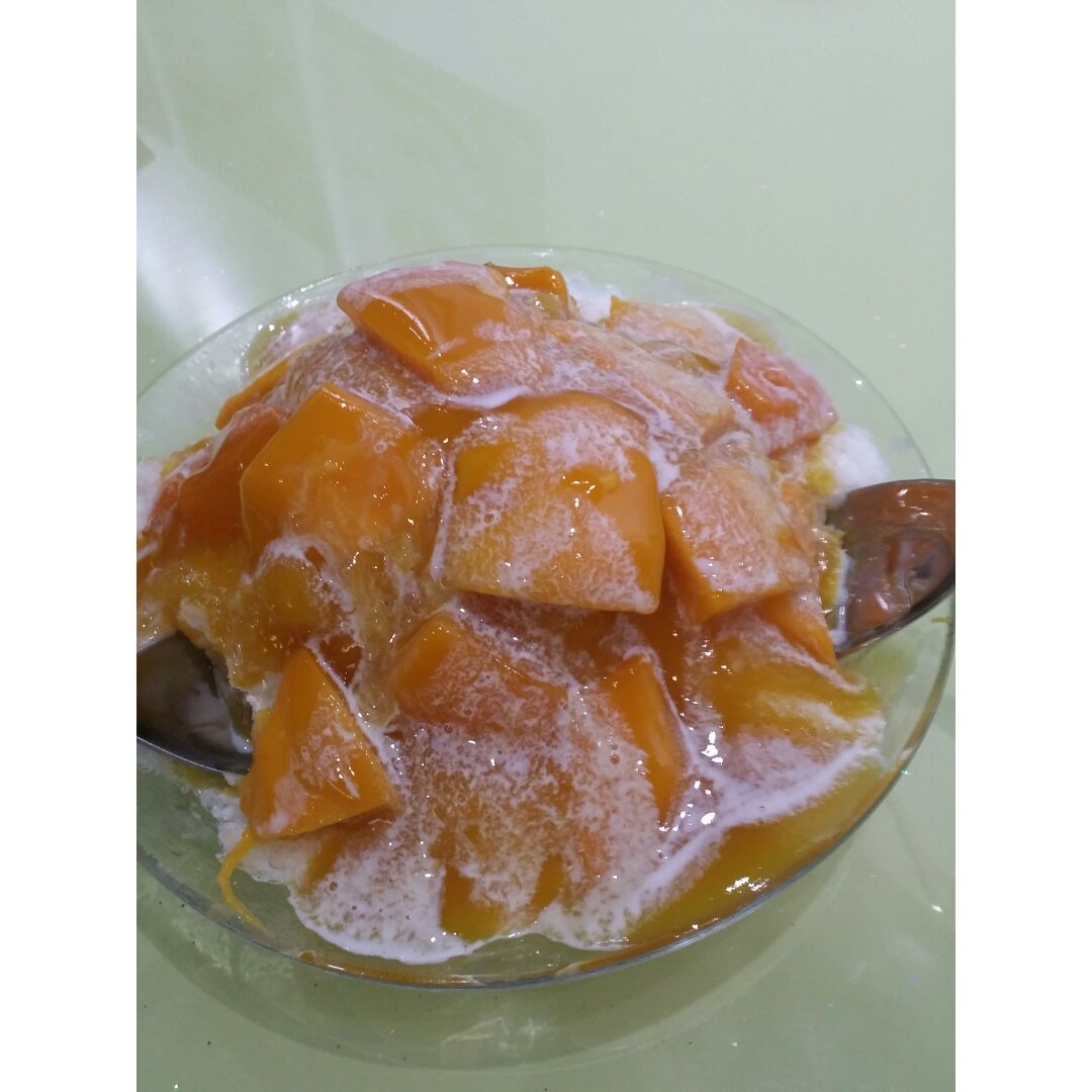 高温天吃了会上瘾的【椰奶芒果沙冰】