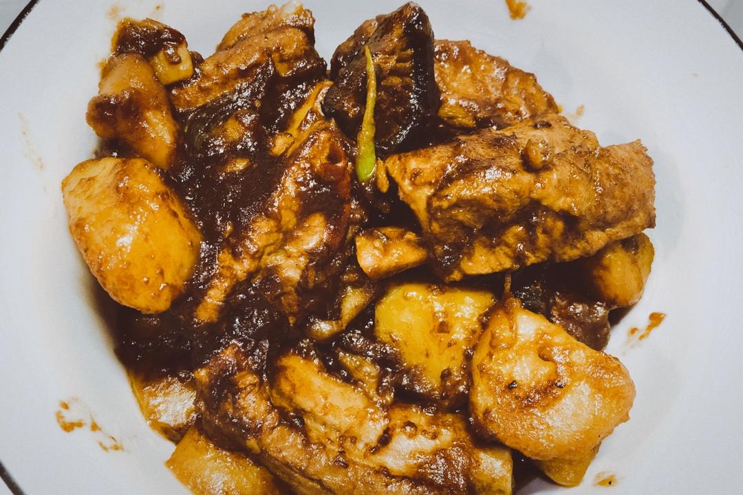 土豆炖排骨
