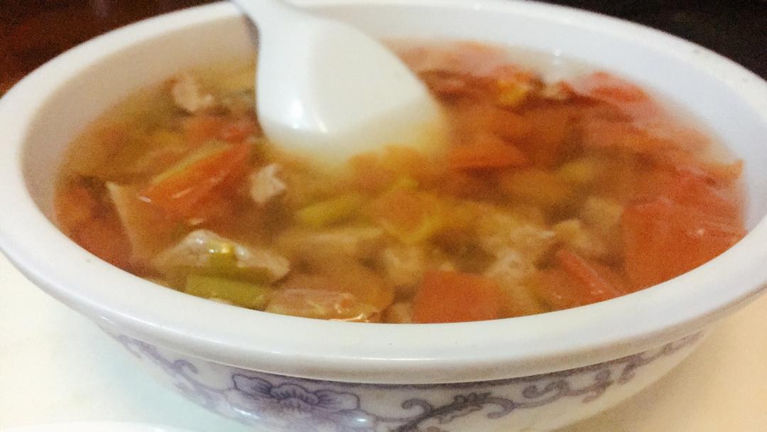 西红柿牛腩土豆