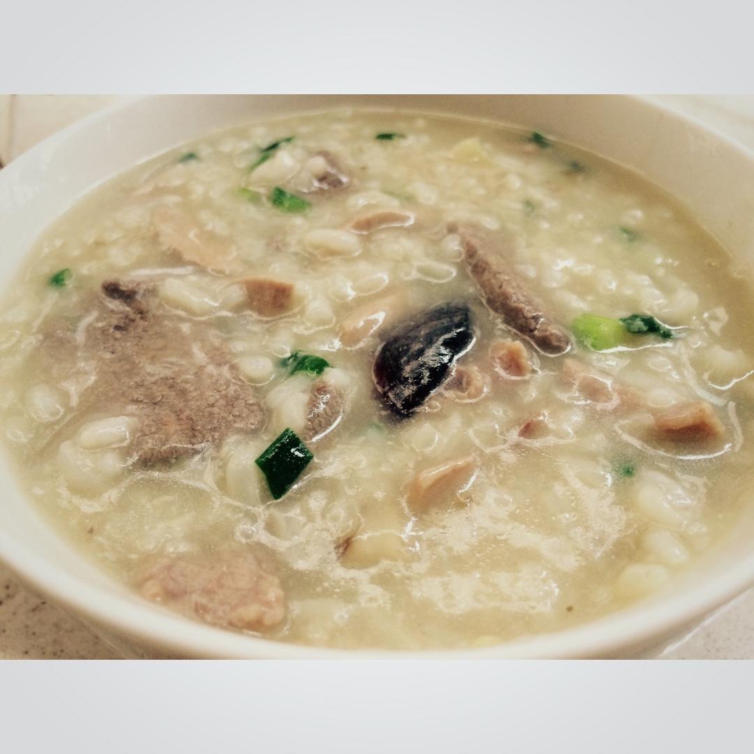 淘气鬼的妈妈愁做饭做的2017年05月20日