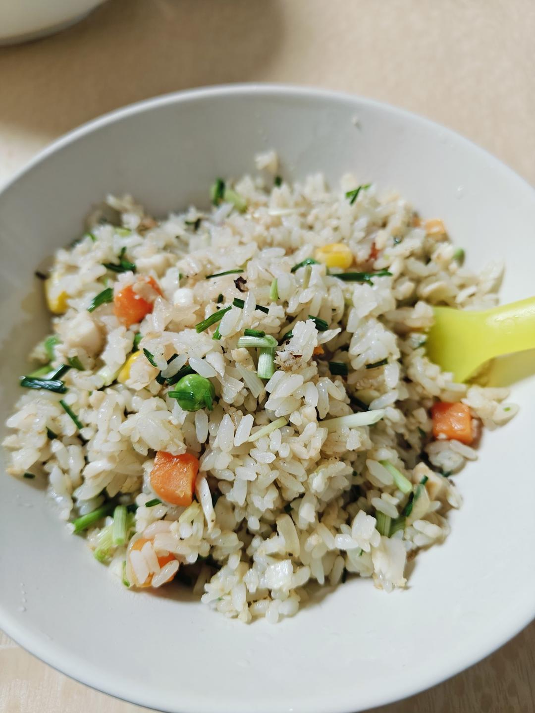 低脂三文鱼炒饭