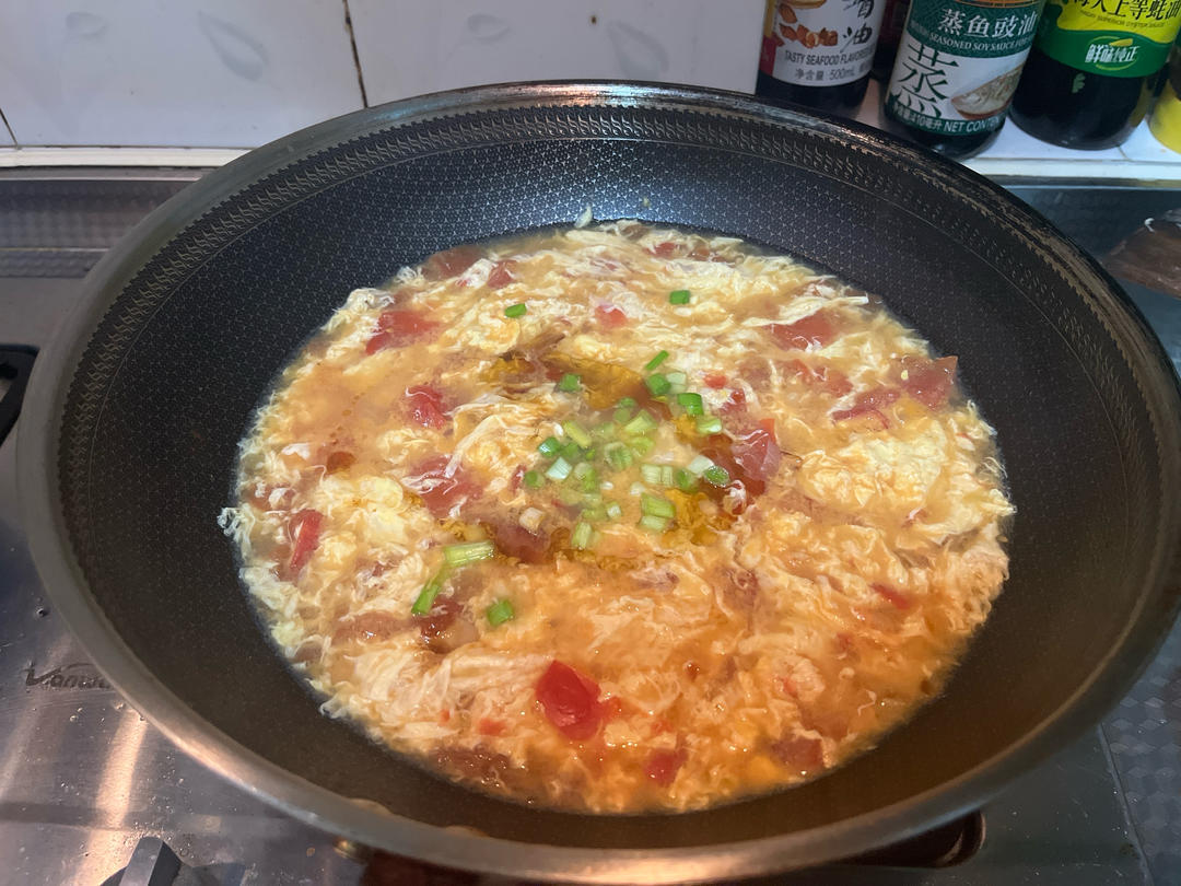【跟我做不会错】简单又好喝的西红柿鸡蛋汤，家常又营养哦