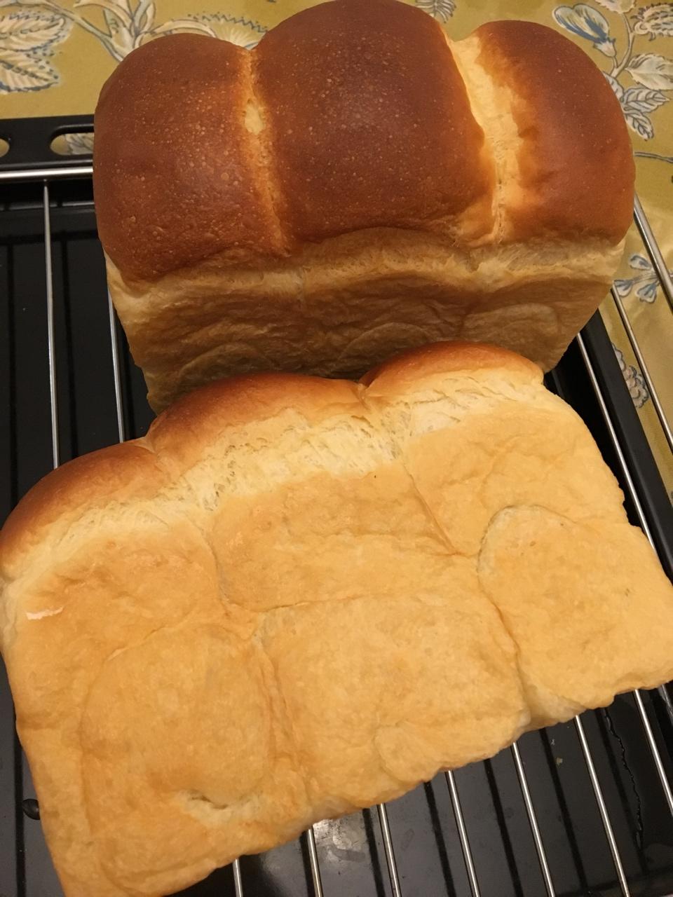 蛋黄酸奶吐司
