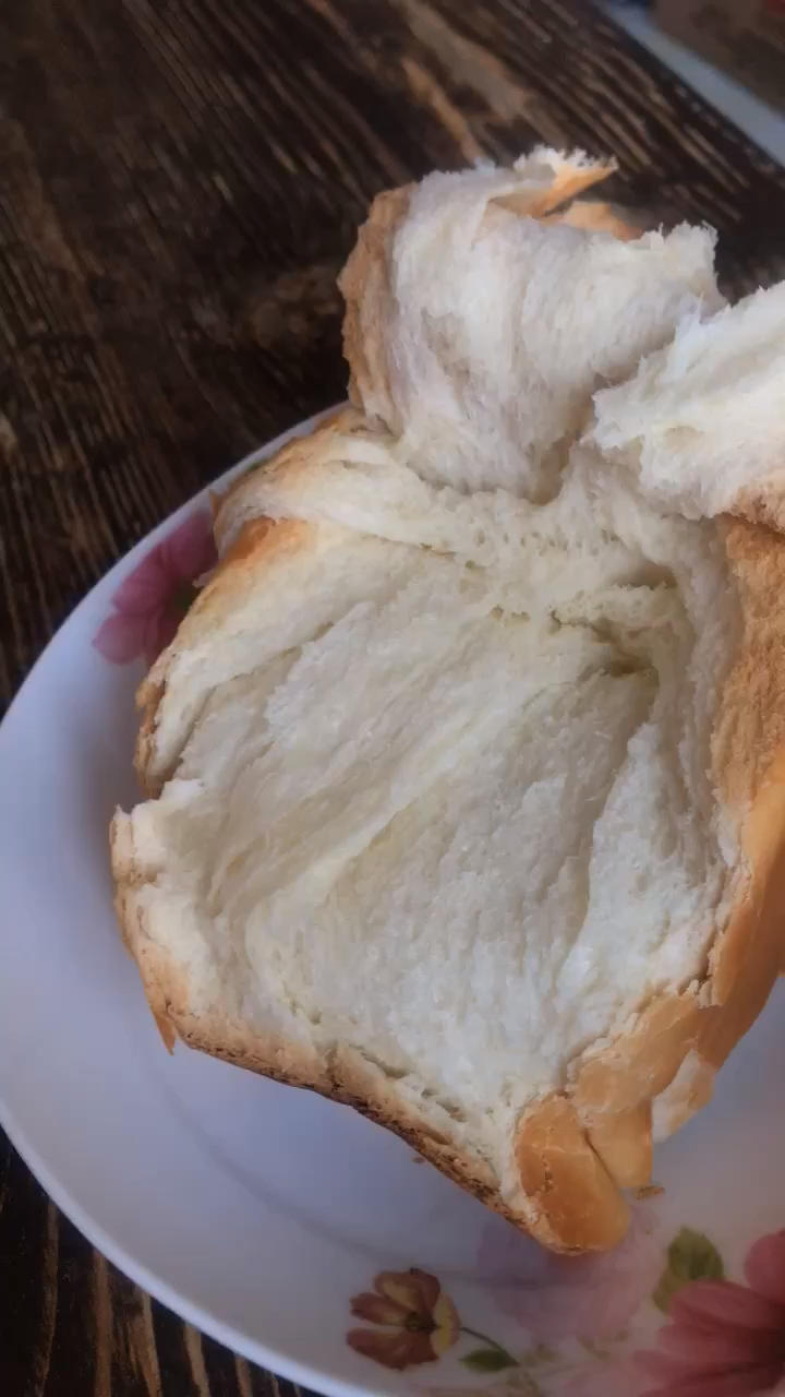 升级版奶香手撕吐司