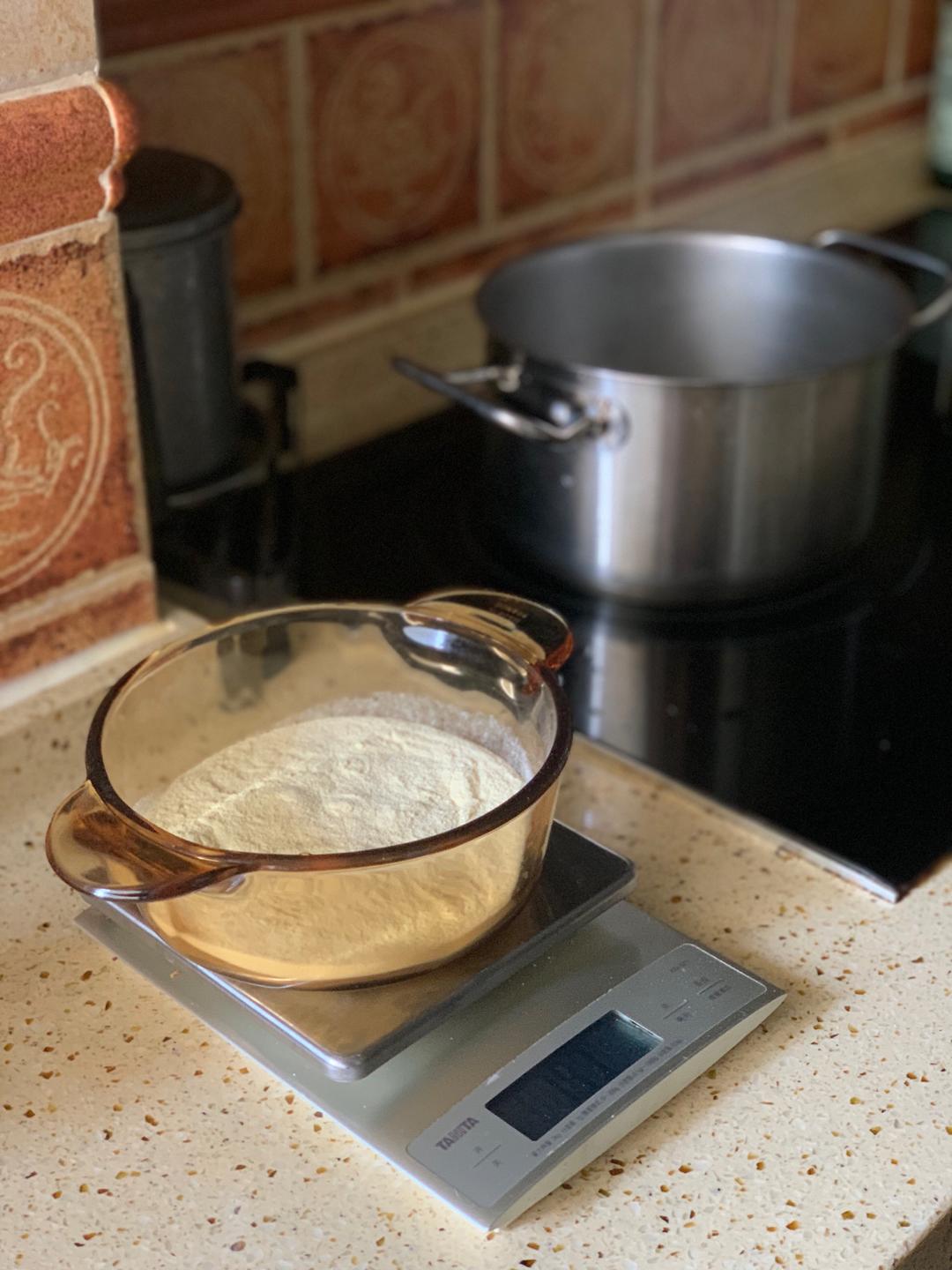 纯奶手撕吐司的做法 步骤1