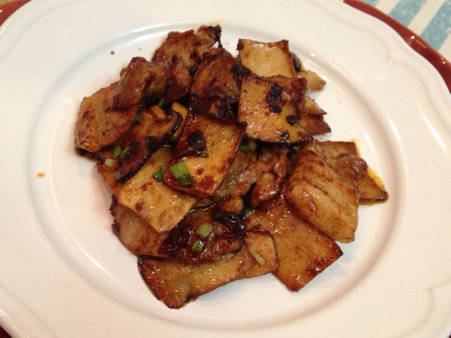 五花肉爆炒杏鲍菇