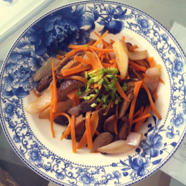 洋葱遇到杏鲍菇