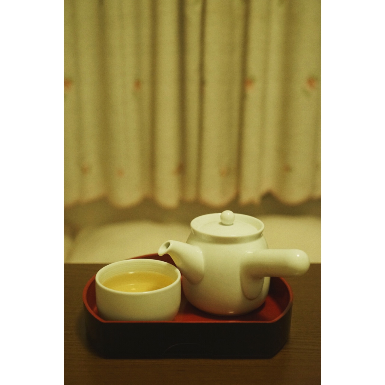 来喝茶吧。
