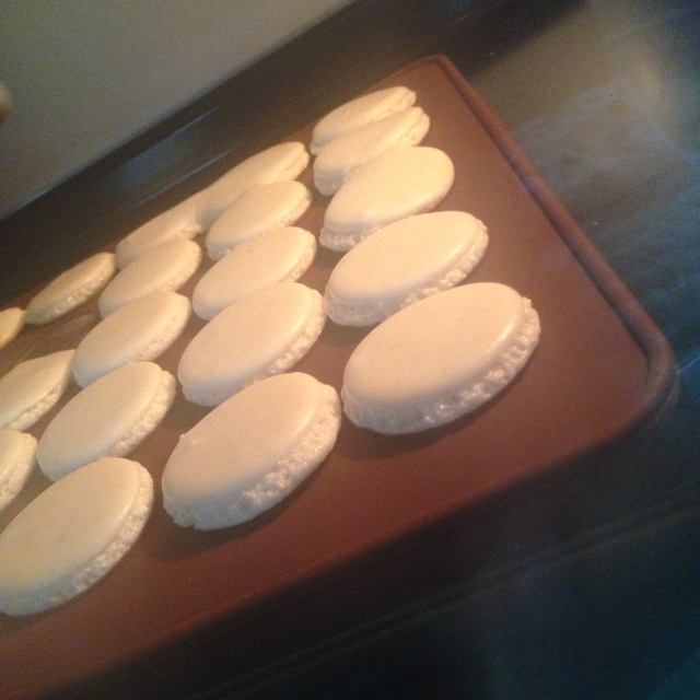 马卡龙(杏仁蛋白糖饼)