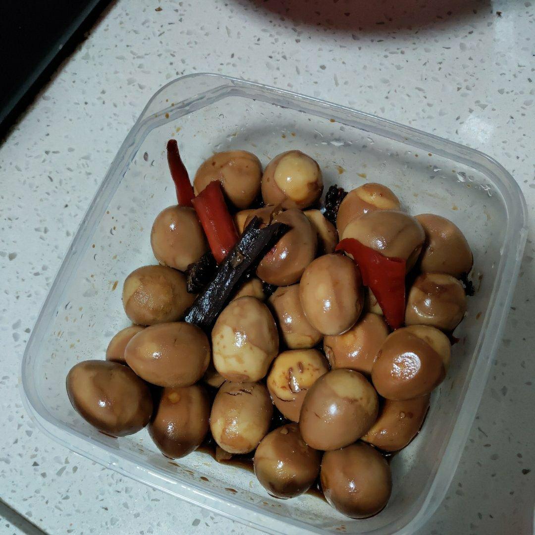 乡巴佬卤鹌鹑蛋