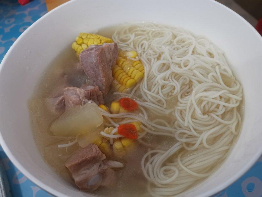 冬瓜玉米排骨汤