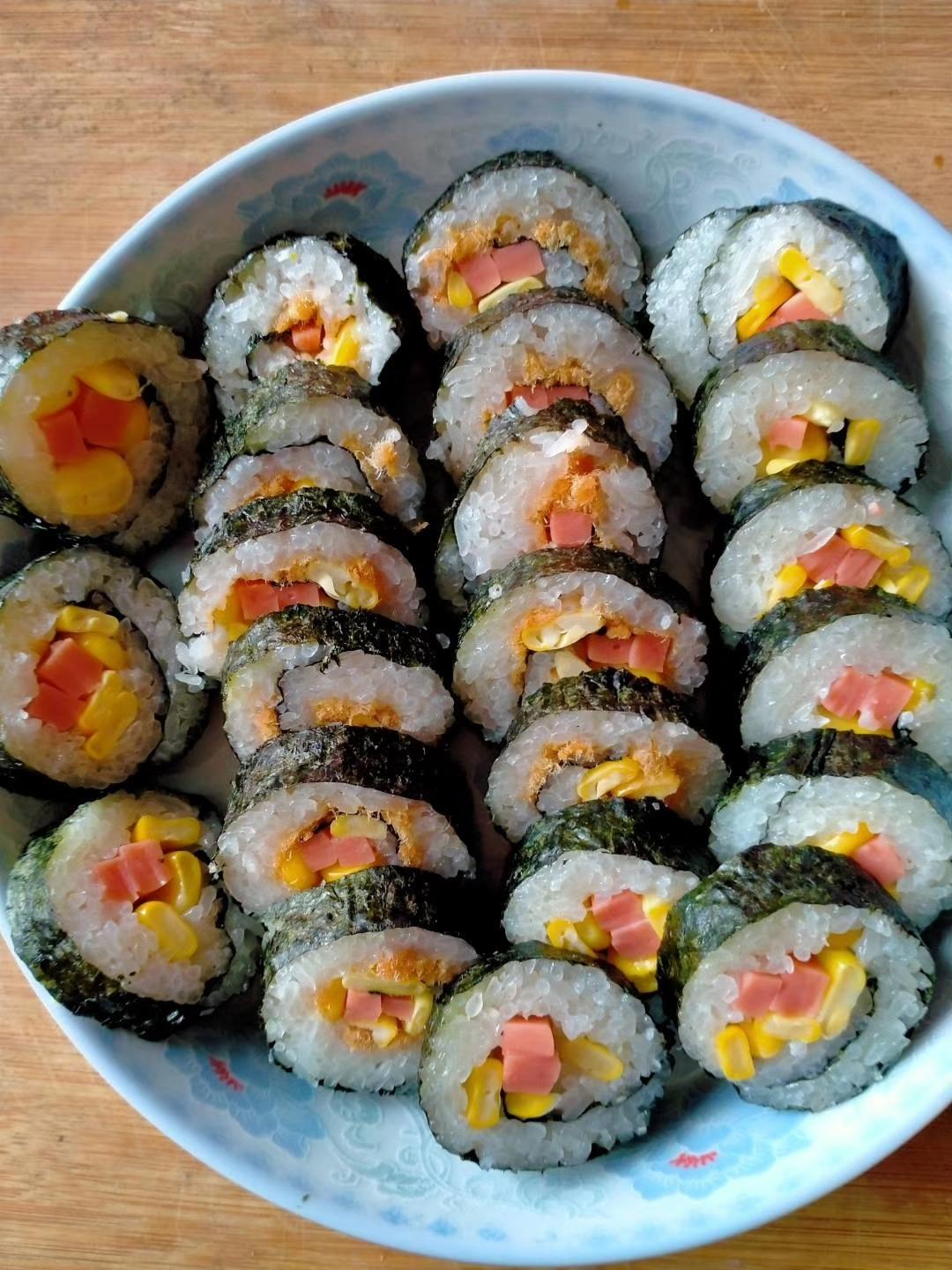 紫菜卷寿司