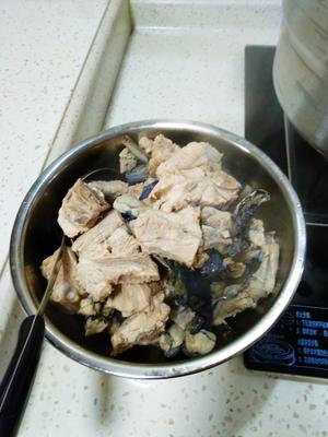 快手松茸排骨乌鸡汤餐的做法 步骤5