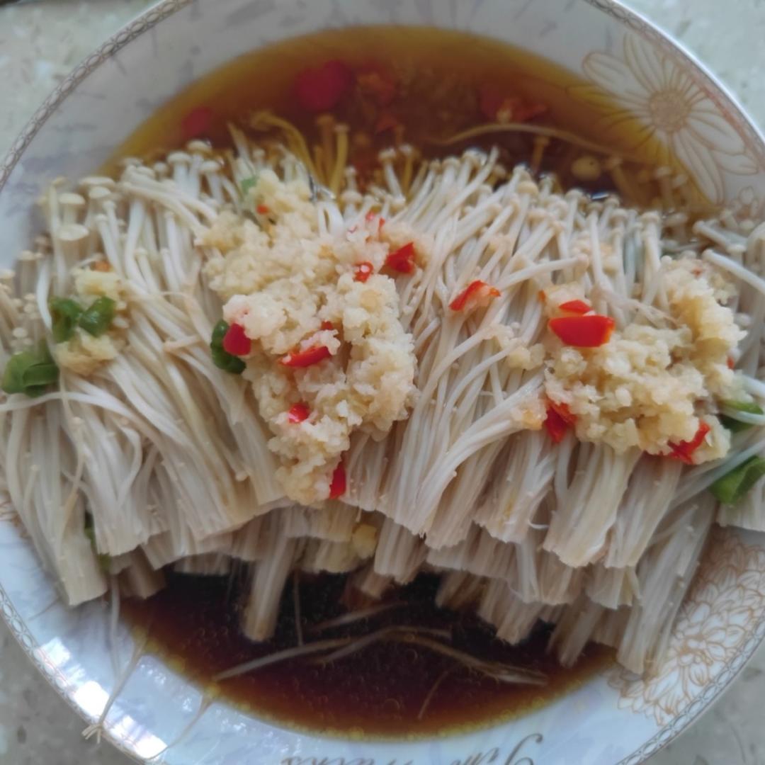 蒜蓉蒸金针菇