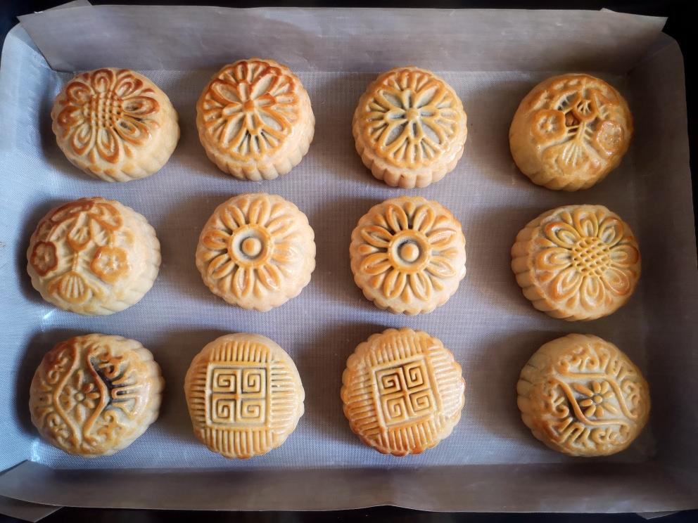 上海宁欢喜额广式月饼的做法