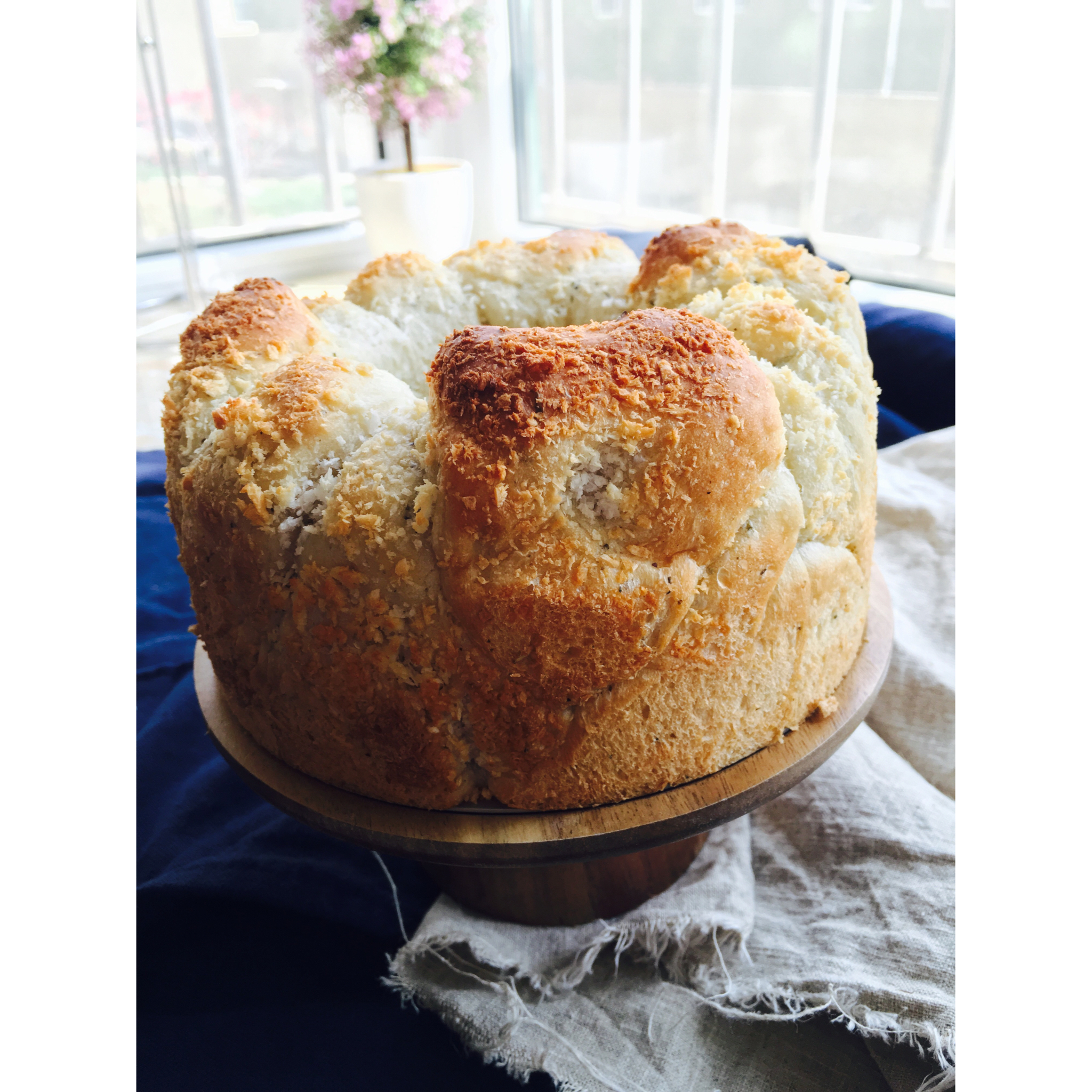 椰蓉奶酪堡垒包