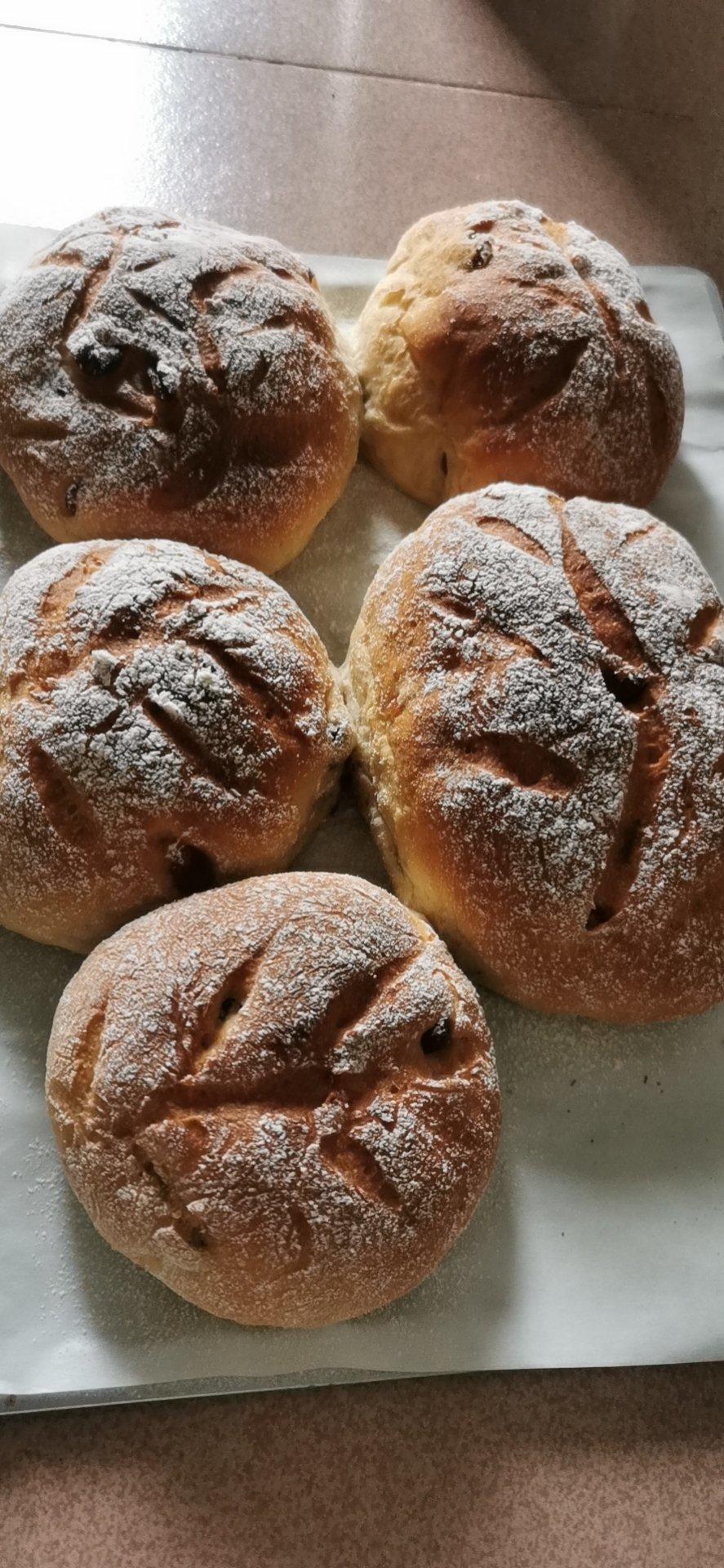 全麦蔓越莓核桃软欧包