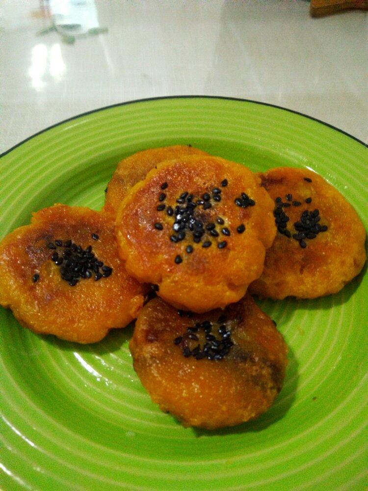 玫瑰豆沙红薯饼