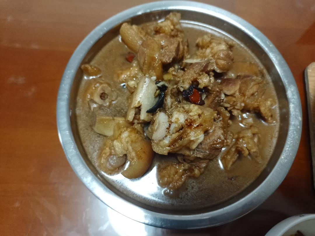 焖猪手