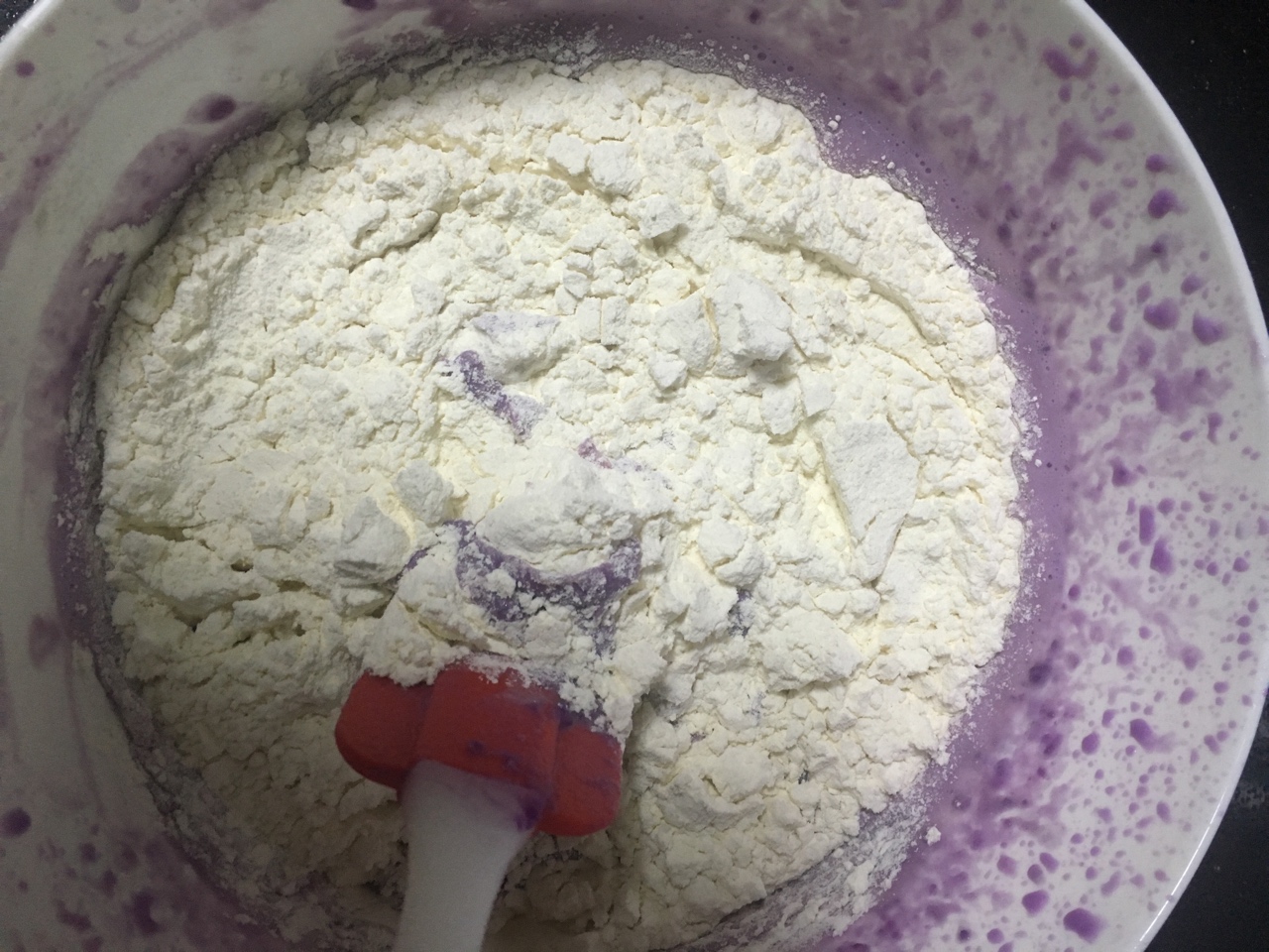 紫薯牛奶鸡蛋蝴蝶面-宝宝辅食的做法 步骤4