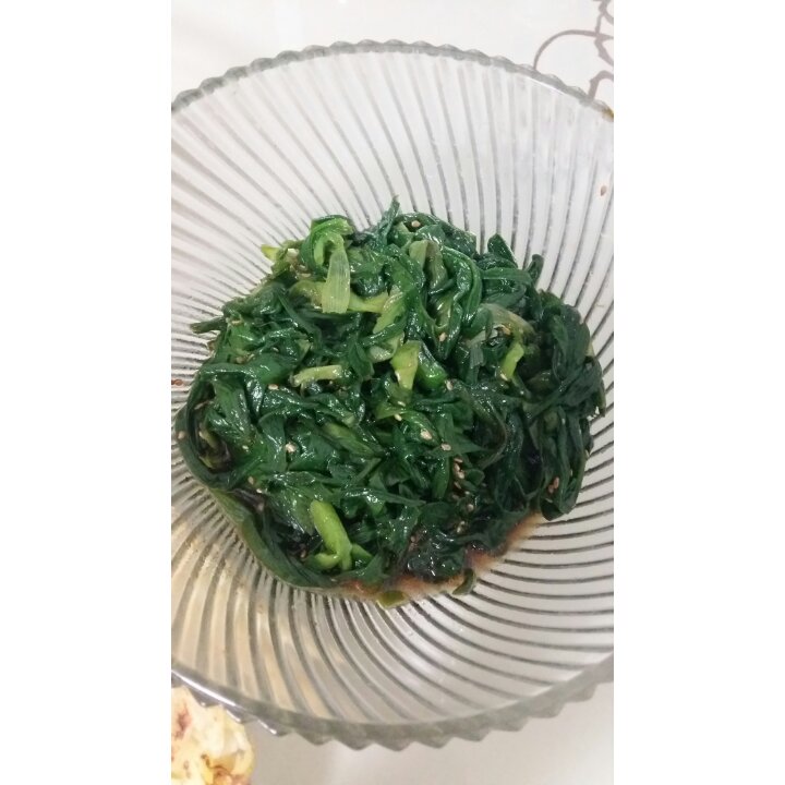 凉拌韭菜