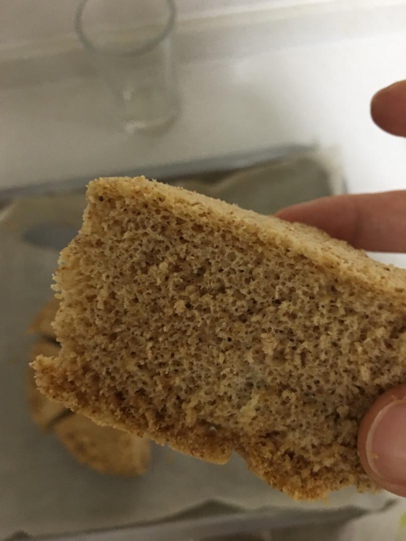 黄豆粉戚风蛋糕