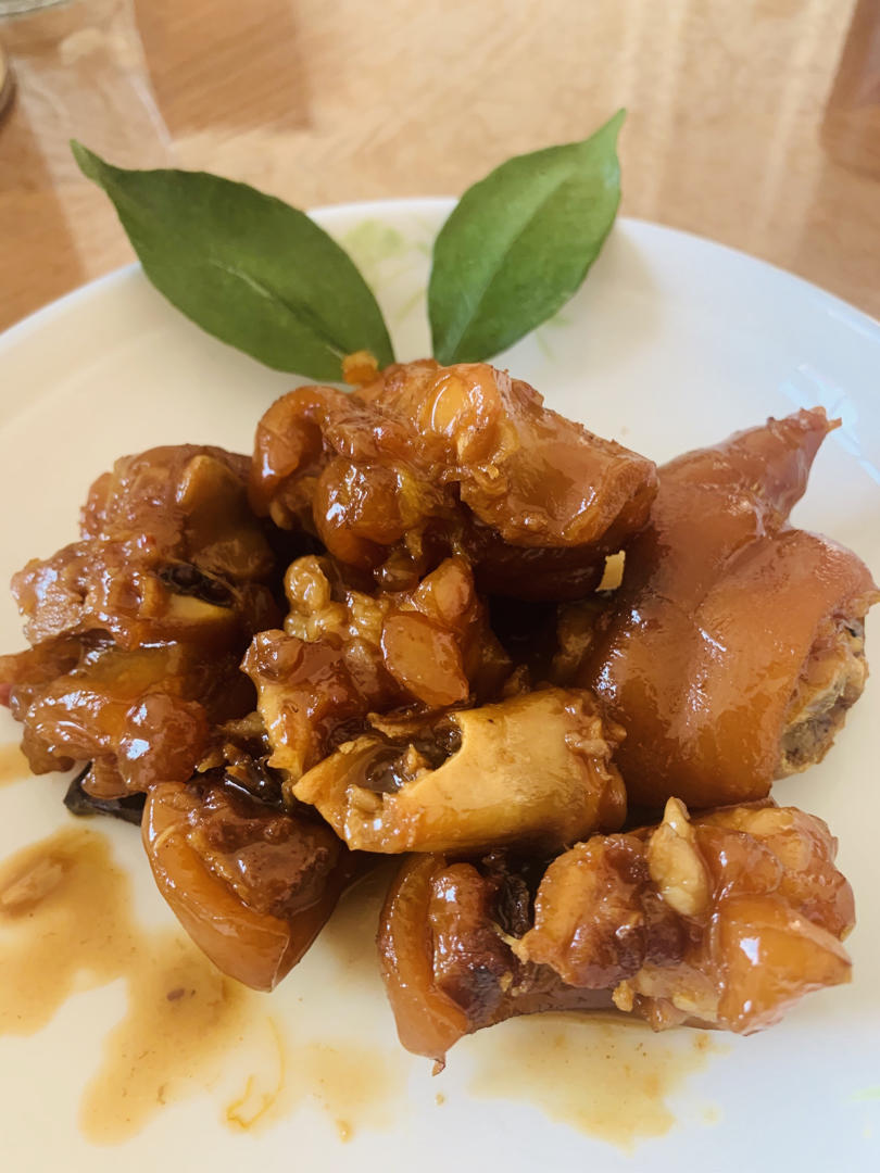 Q弹软糯的红烧猪蹄