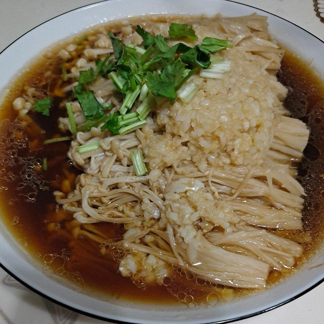 蒜蓉蒸金针菇