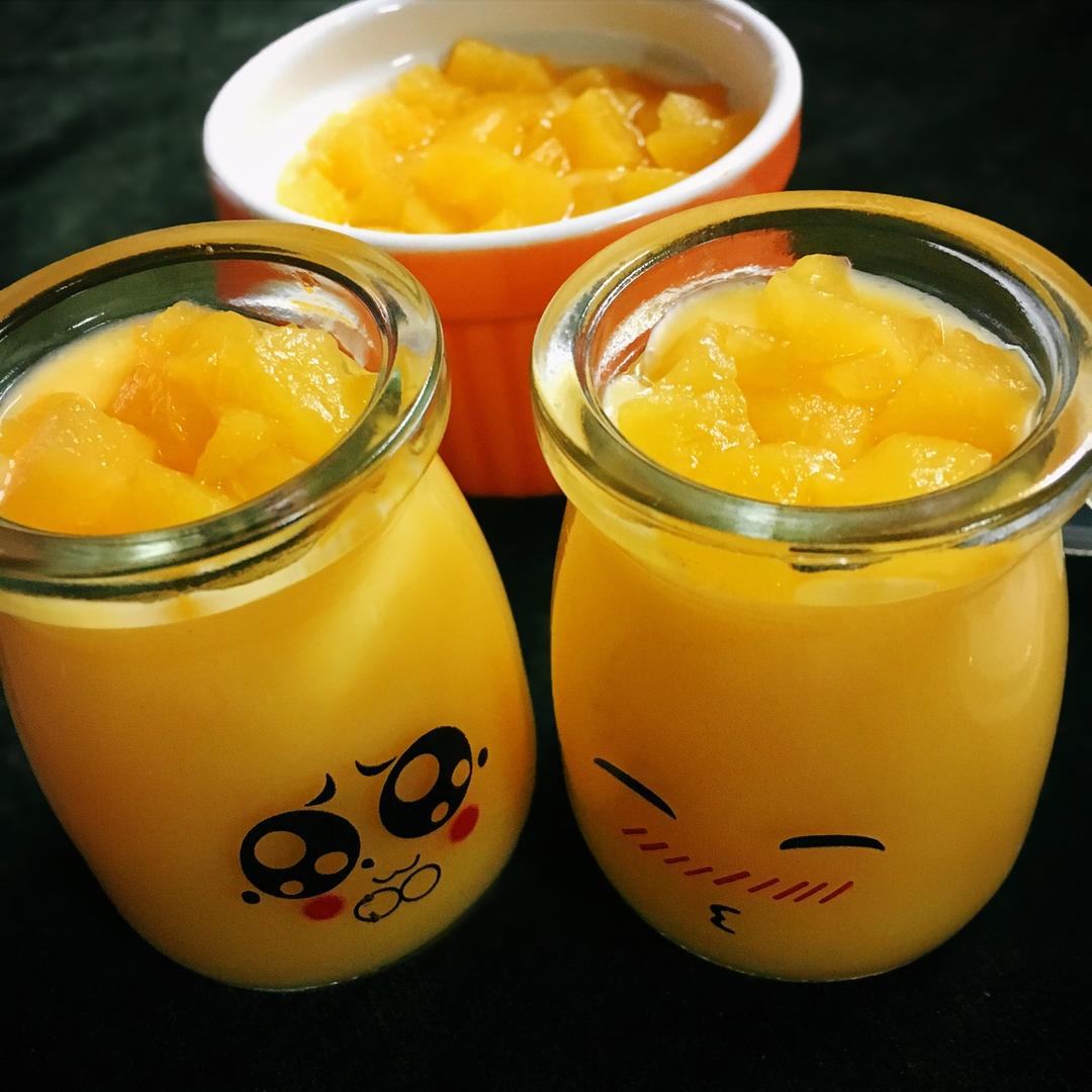 y0y0_chen做的黄桃免烤布丁