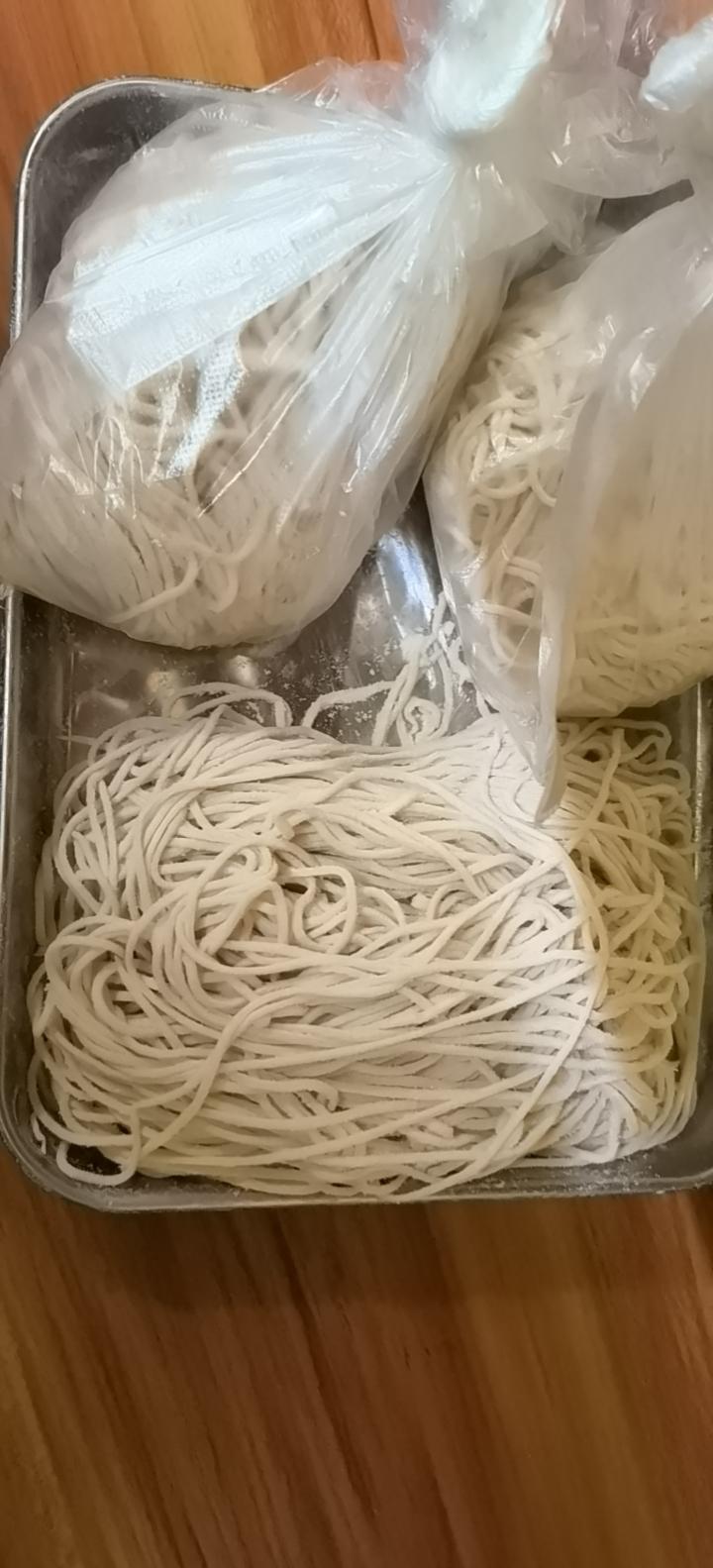 快手纯手工擀面条