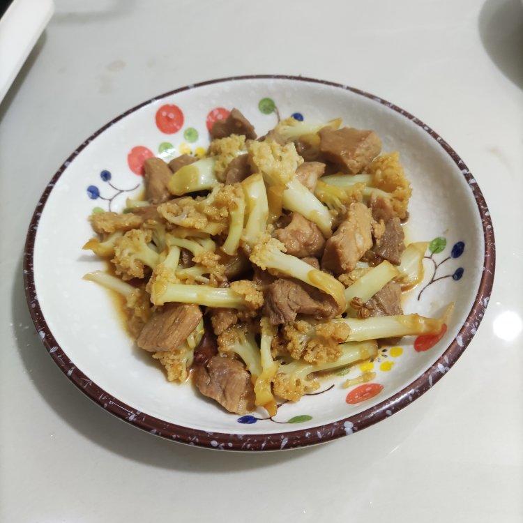 干煸菜花（花菜炒肉）