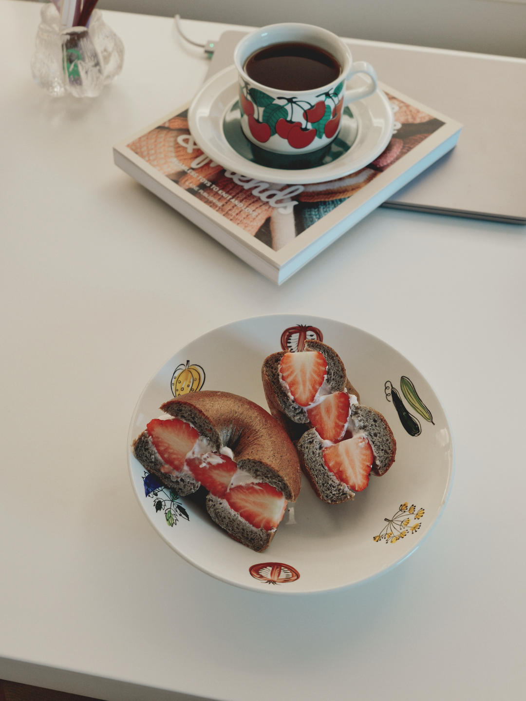 轻盐黑芝麻贝果