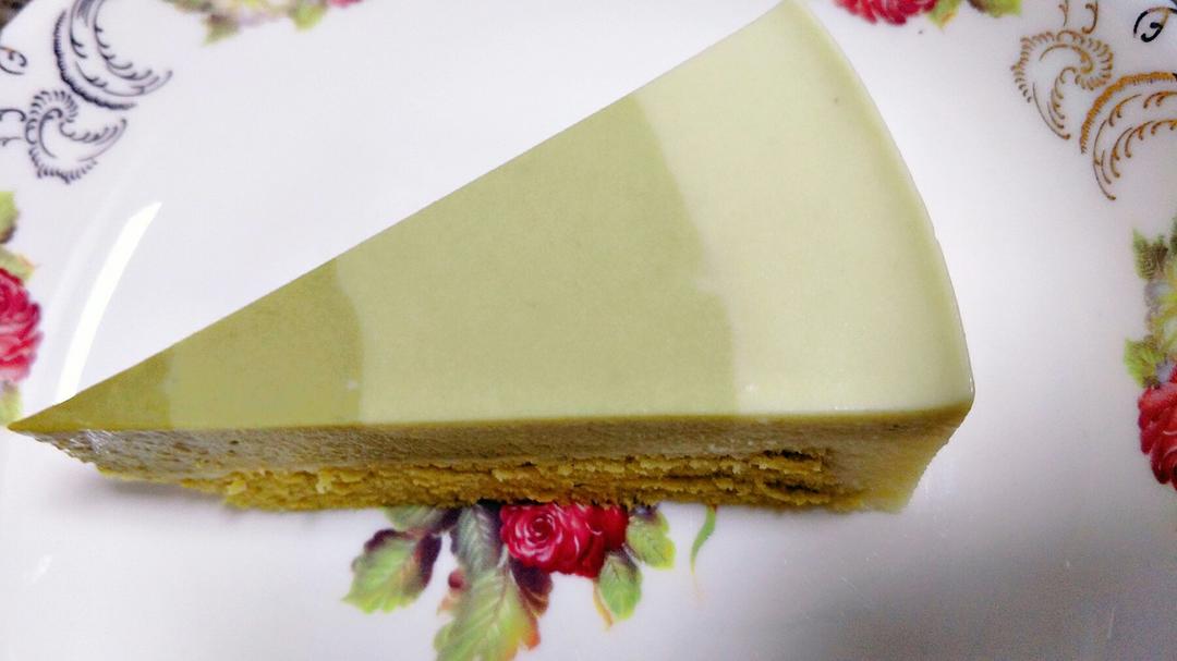 渐变抹茶慕斯蛋糕：我Amanda带着既美又作的抹茶甜点又来了！【曼食慢语】