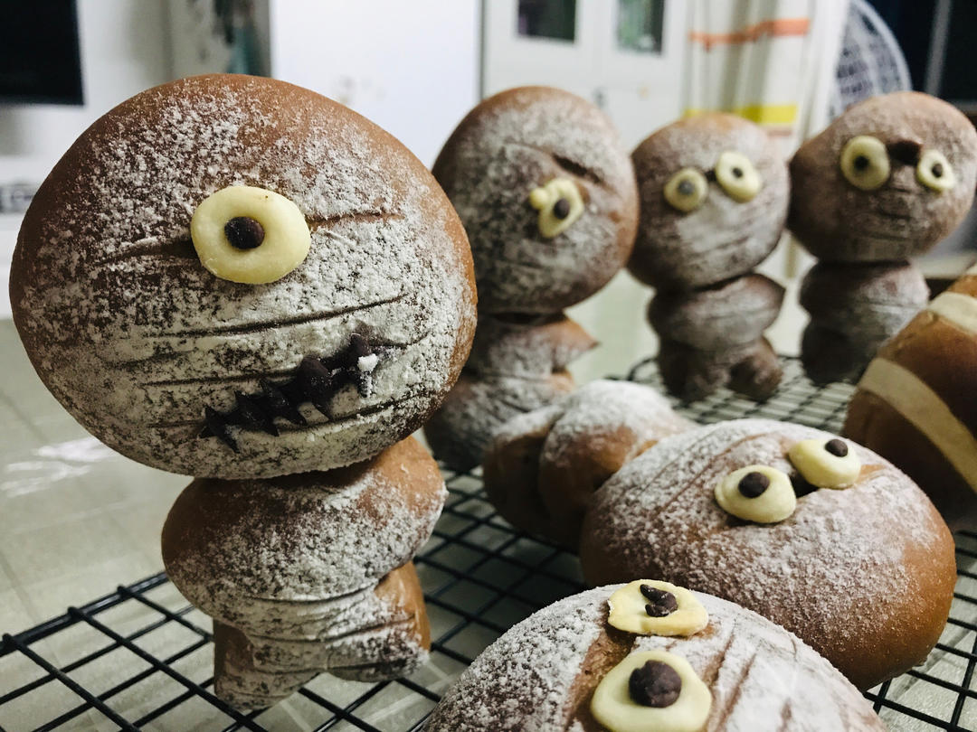 呆萌可爱的🎃万圣节木乃伊面包