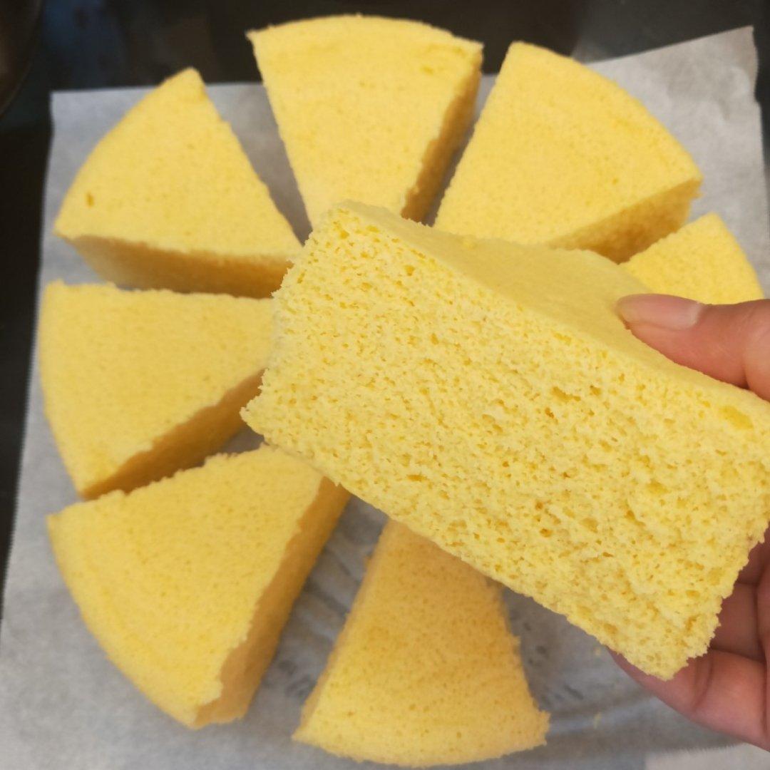 小米蛋糕                       （蒸的不上火）