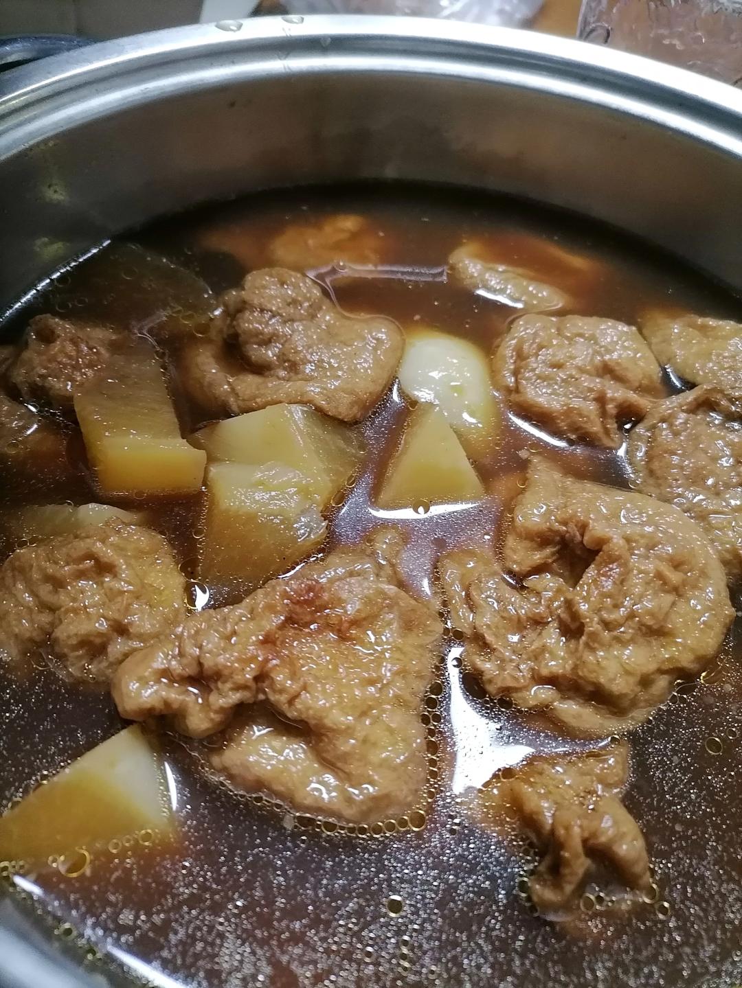 萝卜牛杂牛腩