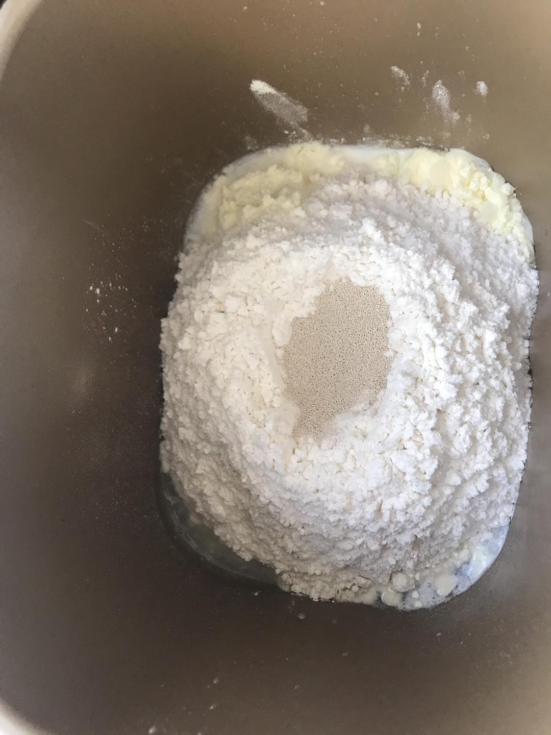 纯奶手撕吐司的做法 步骤1