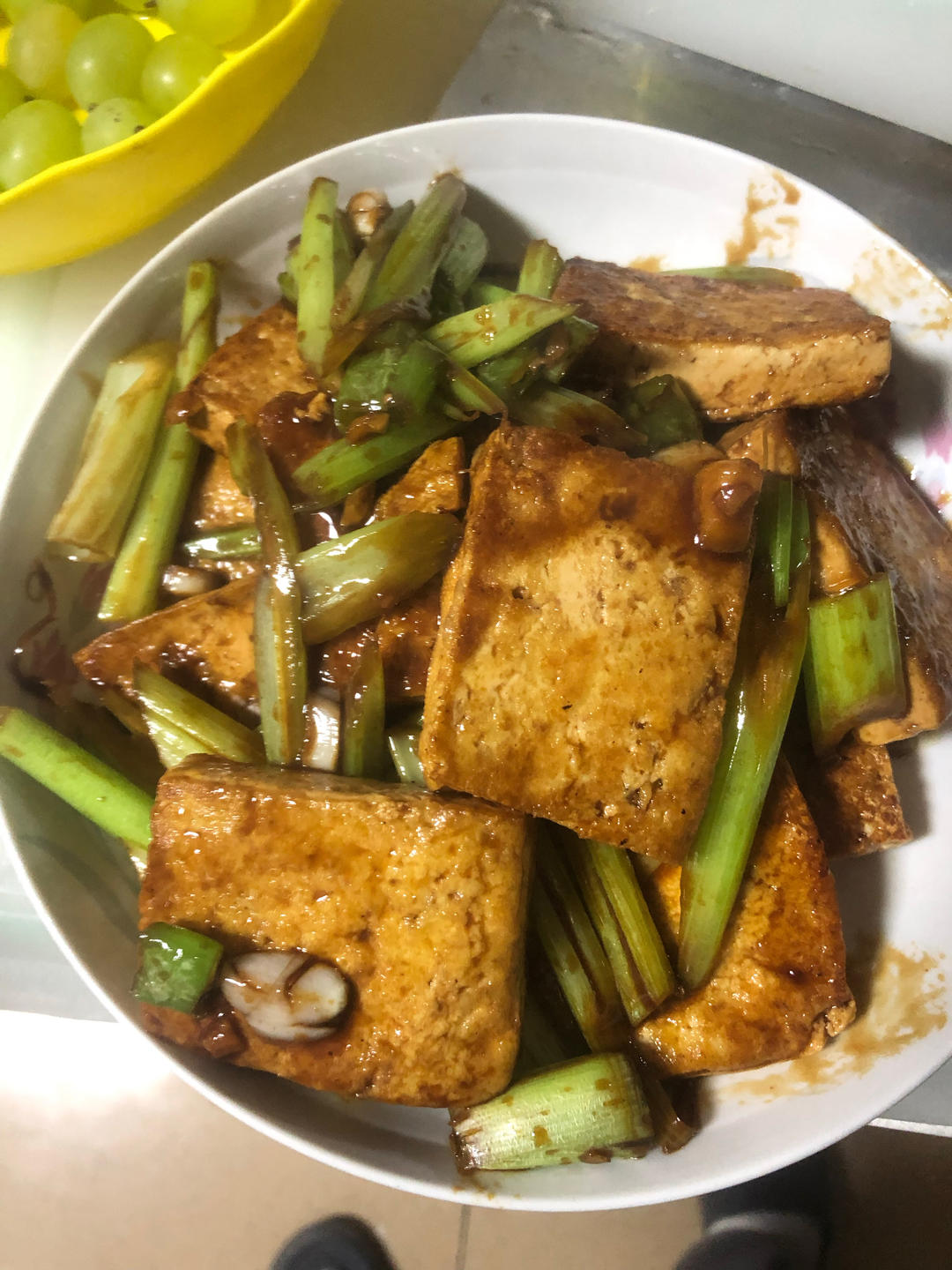 好吃好做又下饭的芹菜家常豆腐