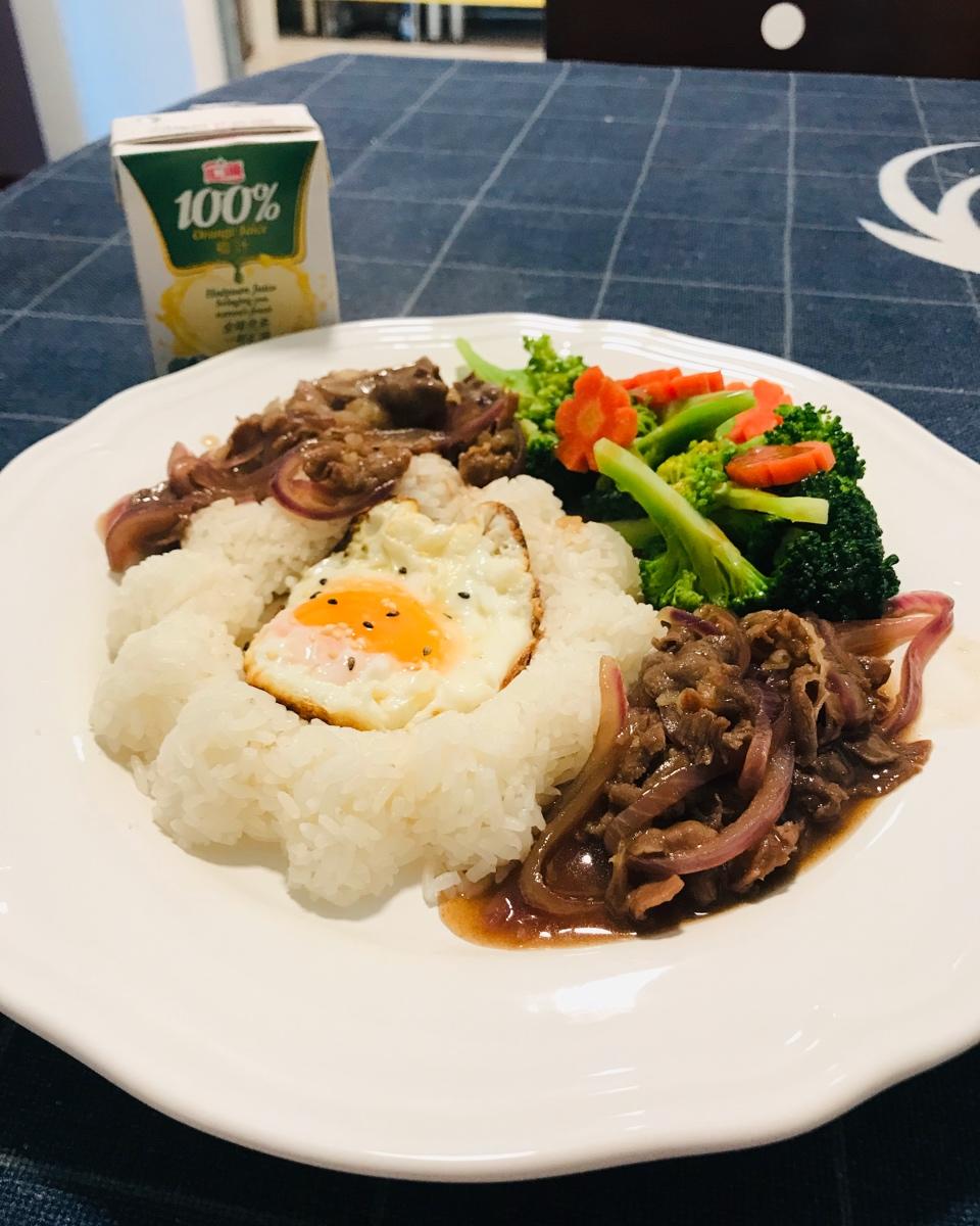 肥牛饭 比吉野家还好吃