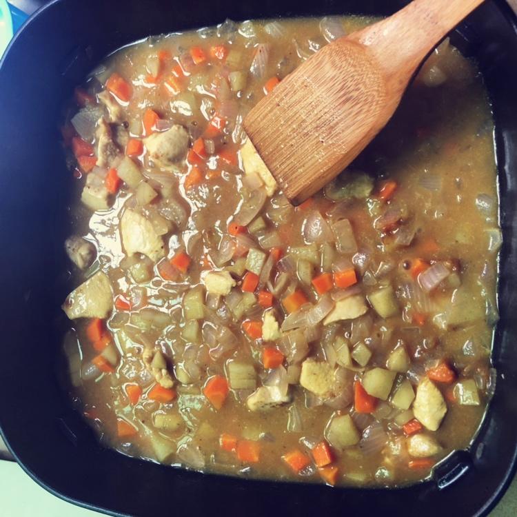 下饭的咖喱鸡肉土豆