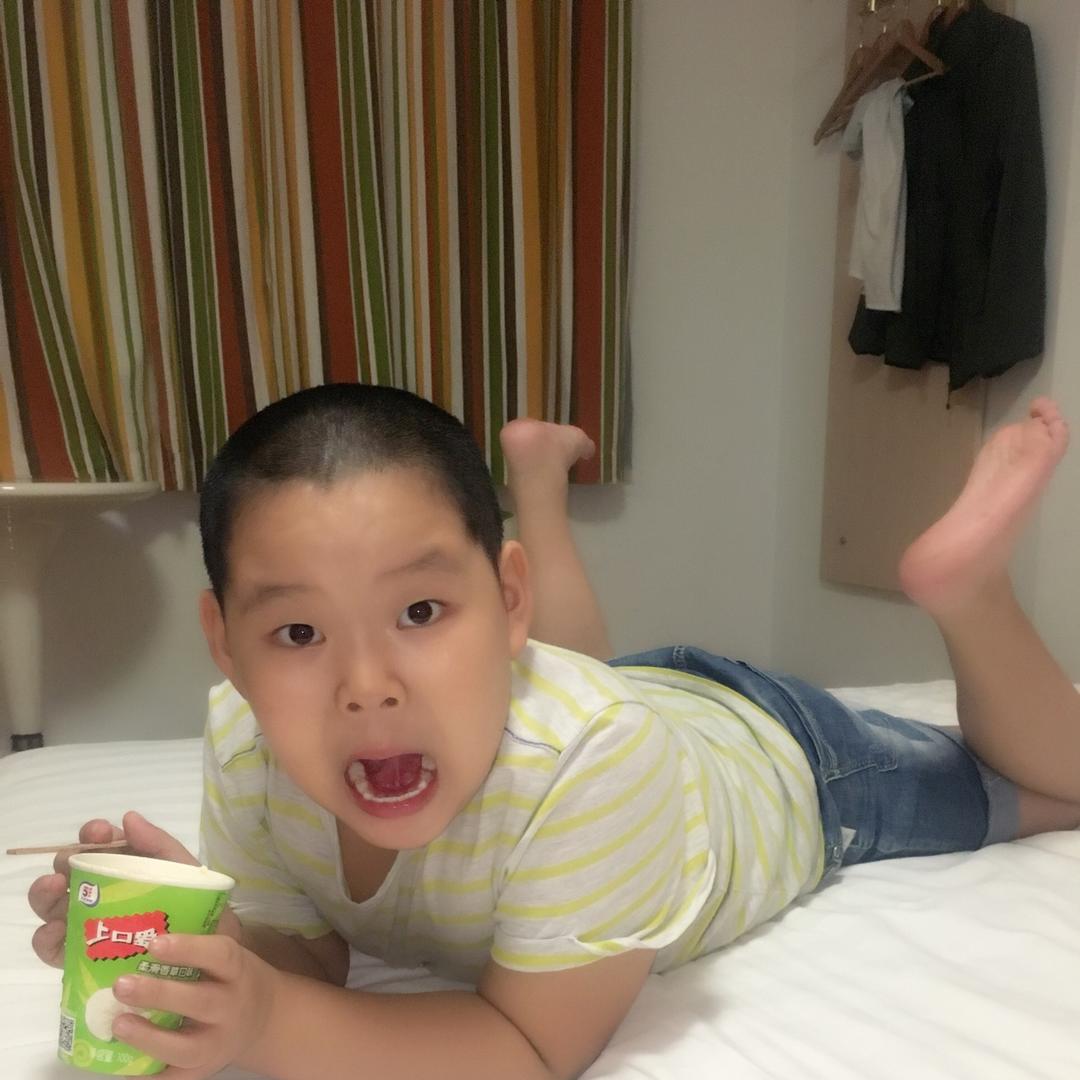 笨笨笨小小熊