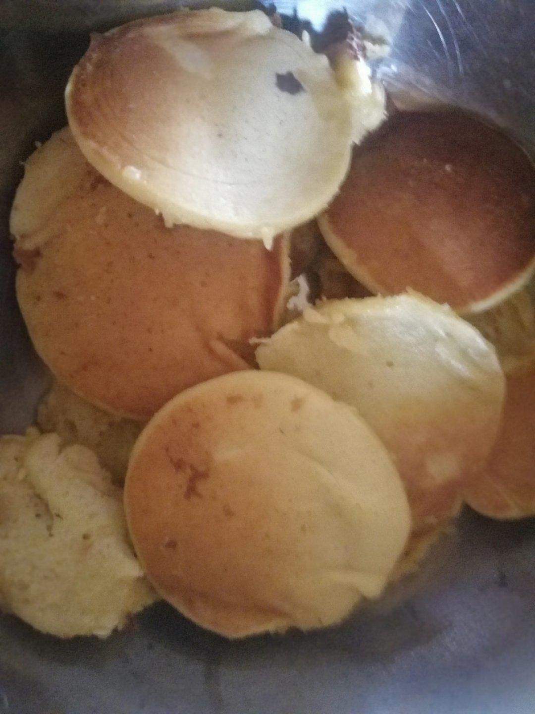 宝宝奶香香蕉松饼