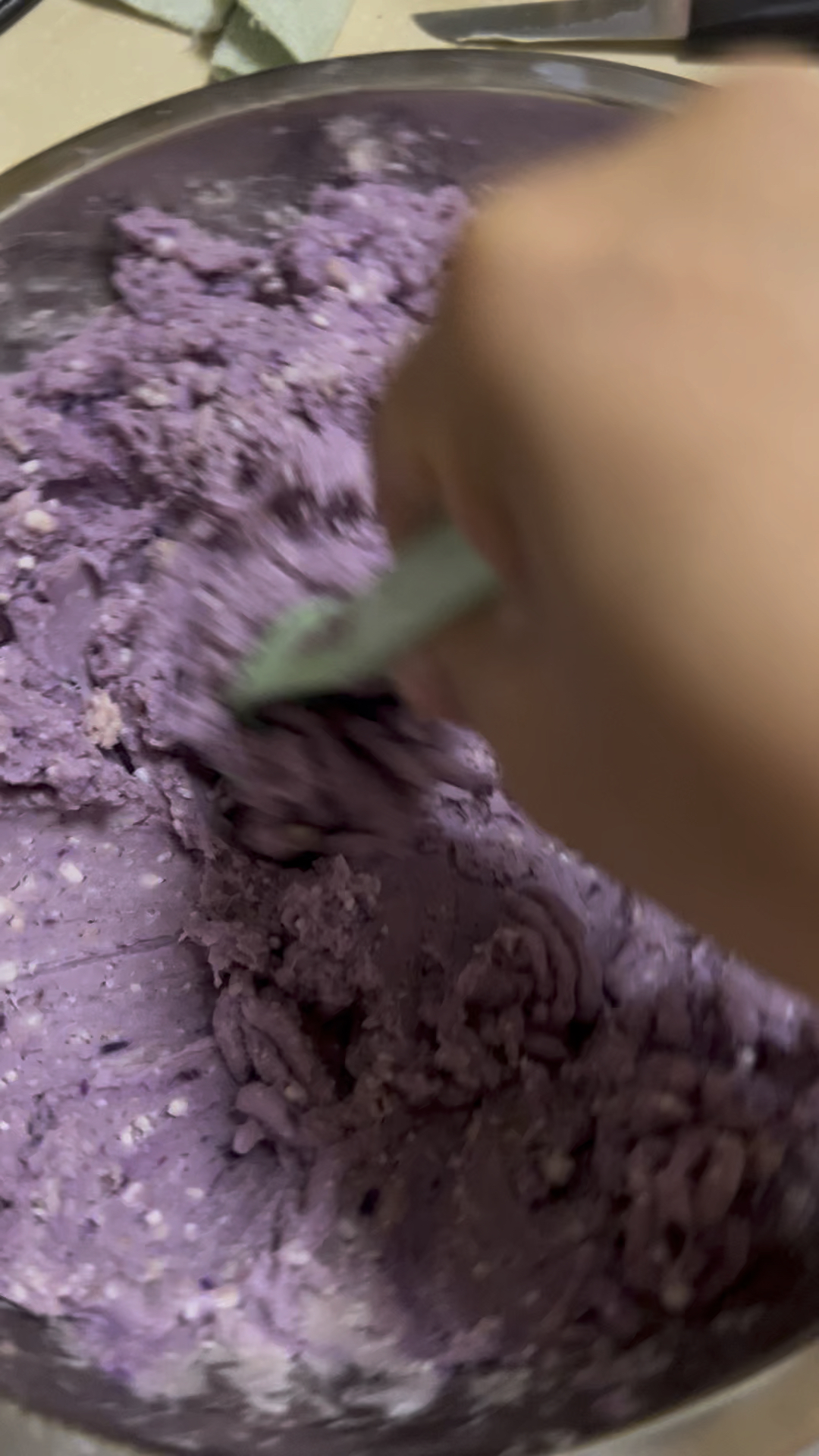 芋泥紫薯芒果蛋糕的做法 步骤3