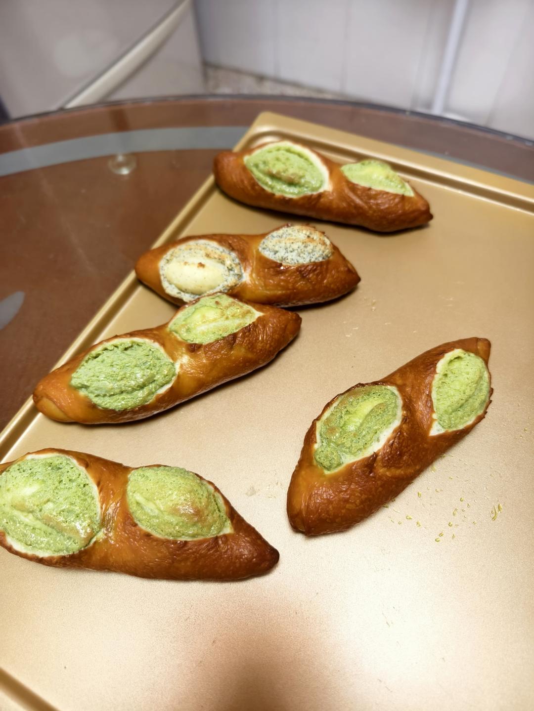 原味（抹茶）2款奶酥馅德式碱水面包｜一次搞定两种口味｜高颜值｜快手｜免手套膜｜免发酵