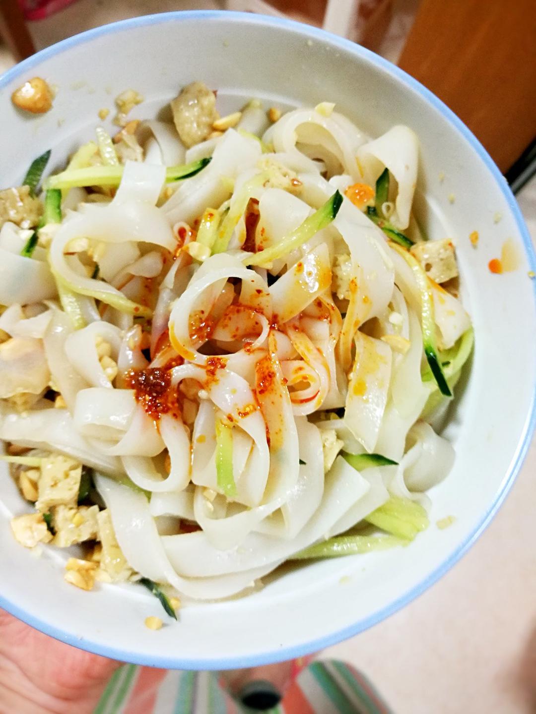 自制凉皮（含洗面、不洗面两种方法）