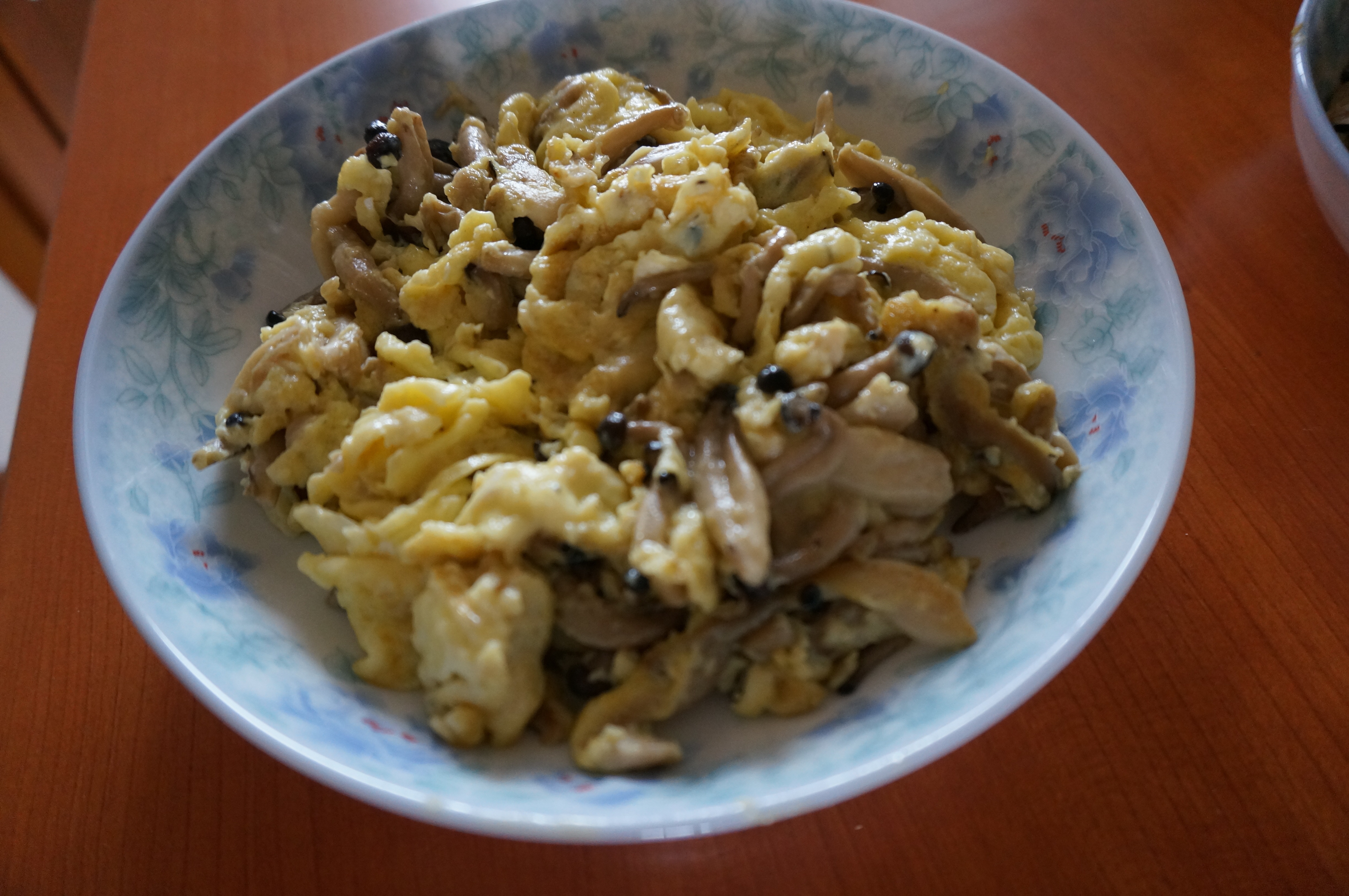 蟹味菇滑蛋