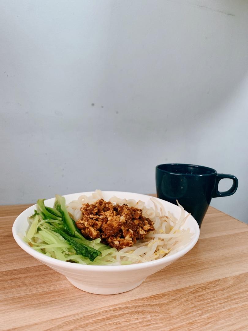 Anny的早餐集中营
