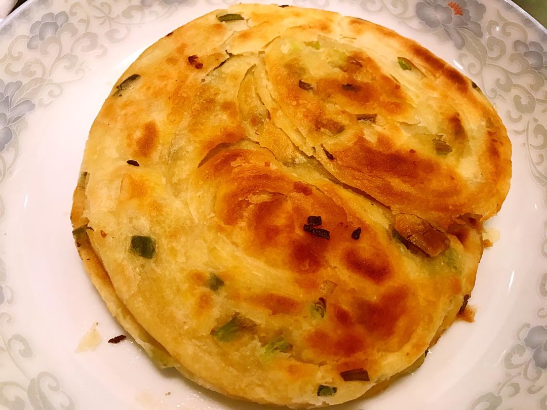 葱油饼（附外酥里嫩的技巧）