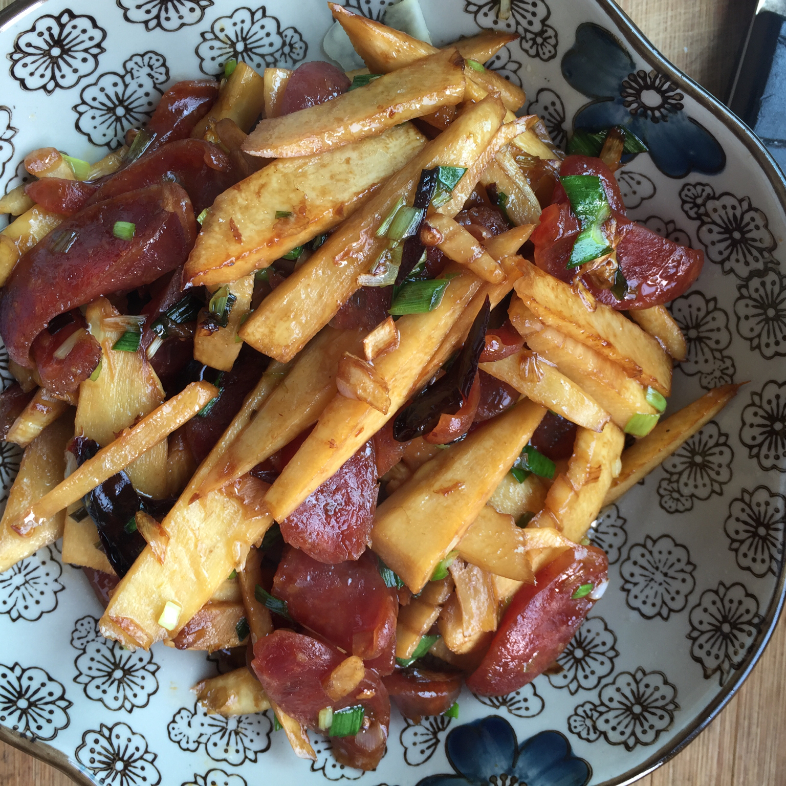 冬笋炒腊肠/腊肠