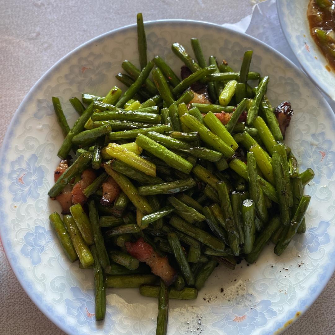 蒜苔炒腊肉